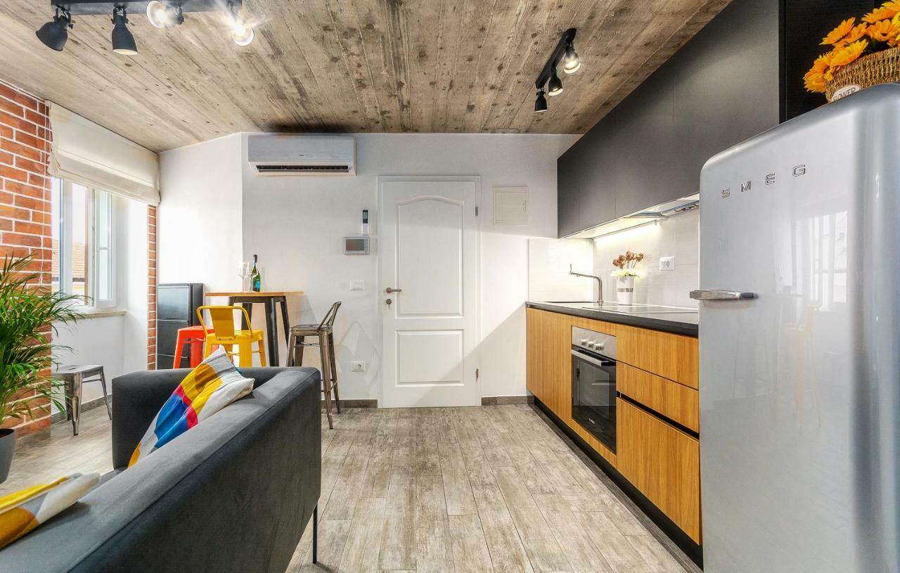Orion Apartment 波雷奇 外观 照片